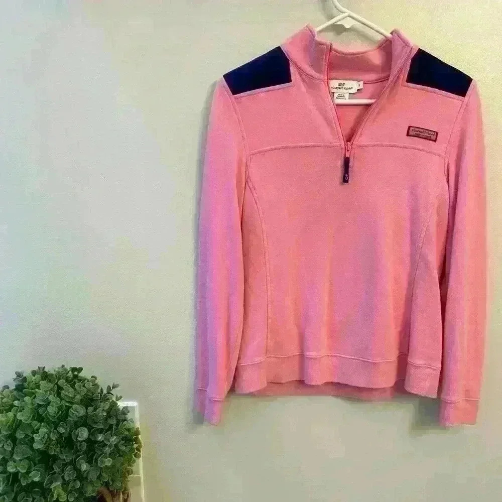 Woman's vineyard vine 1/4 zip small pink with blue